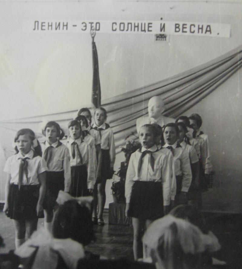 IMG 2523 Ленін це сонце і весна