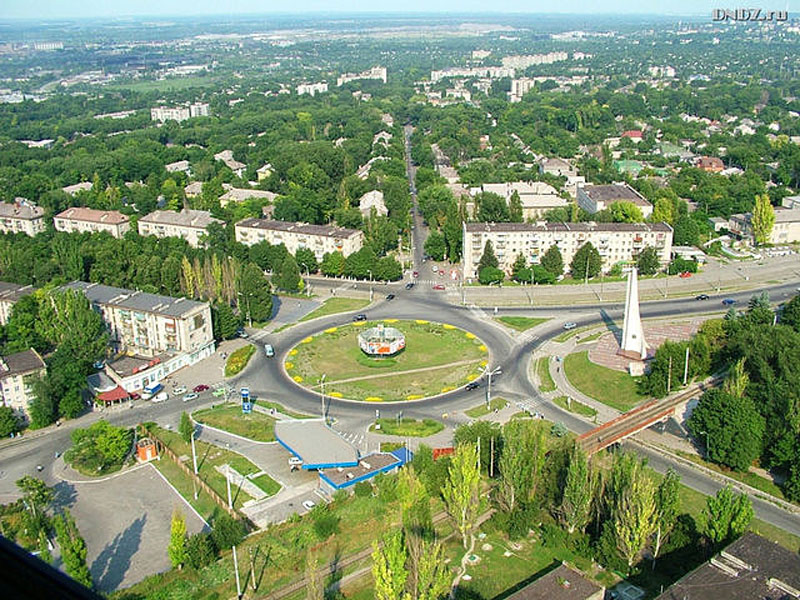 Вид зверху на Жовтневу площу 2013