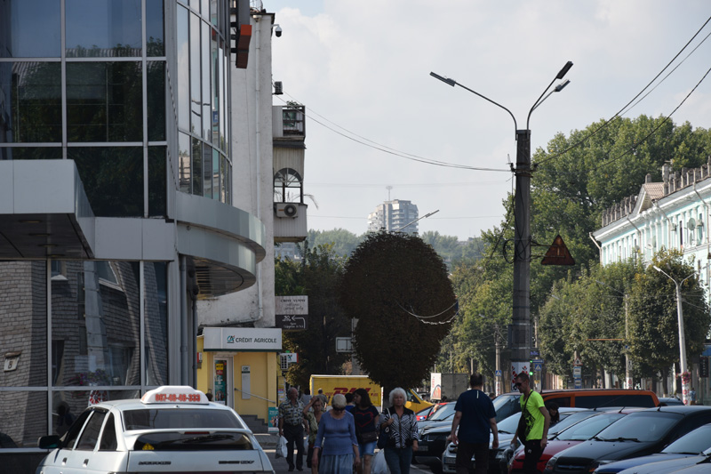 Проспект Шевченка вверху готель Зоря