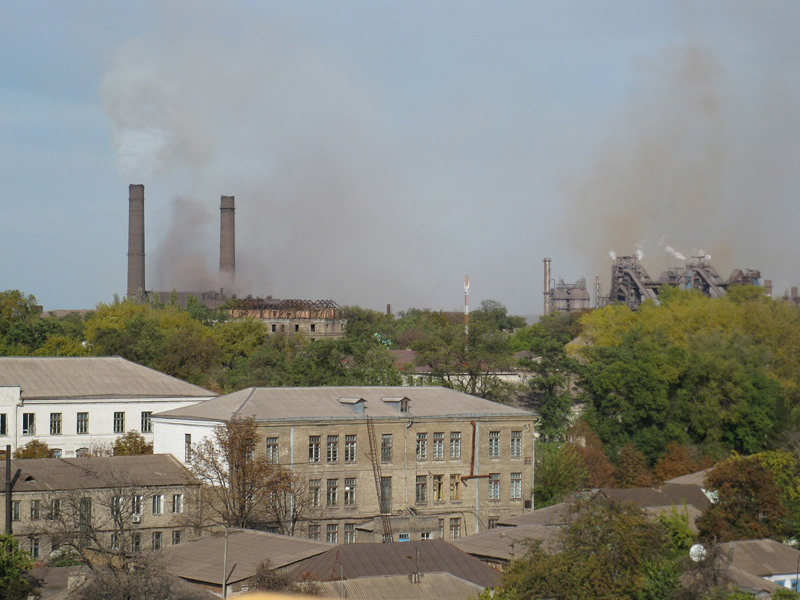 Панорама частини міста в напрямку ДМК 30 липня 2014